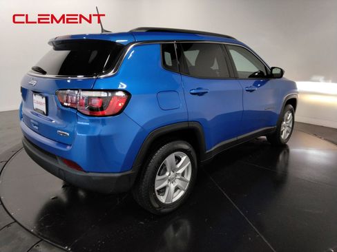 Used 2022 Jeep Compass Latitude w/ Convenience Group image 4