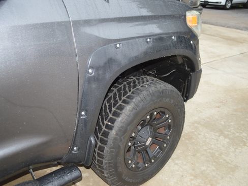 Used 2014 Toyota Tundra SR AWD/4WD image 11