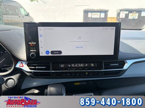 Used 2025 Toyota Sienna XLE w/ XLE Plus Package AWD/4WD image 33