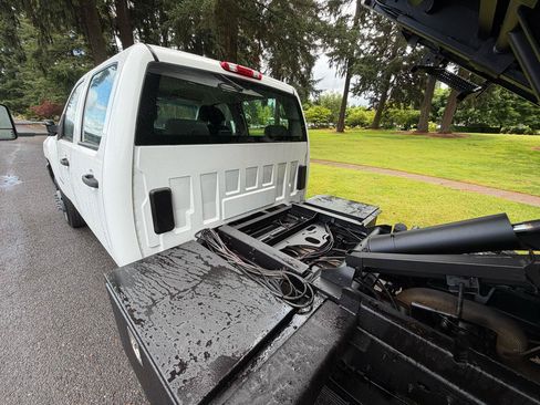 Used 2011 Chevrolet Silverado 3500 W/T RWD image 18