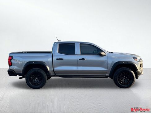 Used 2024 Chevrolet Colorado Trail Boss AWD/4WD image 7