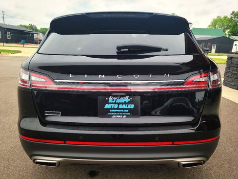 Used 2022 Lincoln Nautilus Reserve w/ Equipment Group 201A AWD/4WD image 5