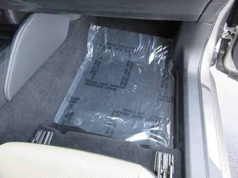 Used 2021 Lexus ES 300h 300h image 26