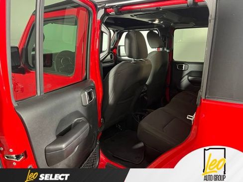 Used 2020 Jeep Gladiator Sport w/ Quick Order Package 24S AWD/4WD image 10