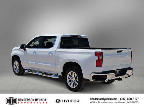 Used 2021 Chevrolet Silverado 1500 LTZ w/ LTZ Premium Package AWD/4WD image 6
