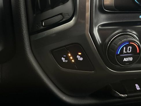 Used 2019 Chevrolet Silverado 1500 LT w/ All Star Edition AWD/4WD image 35