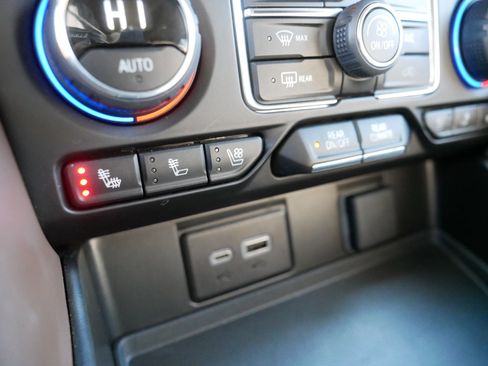 Certified 2024 Chevrolet Tahoe High Country image 33