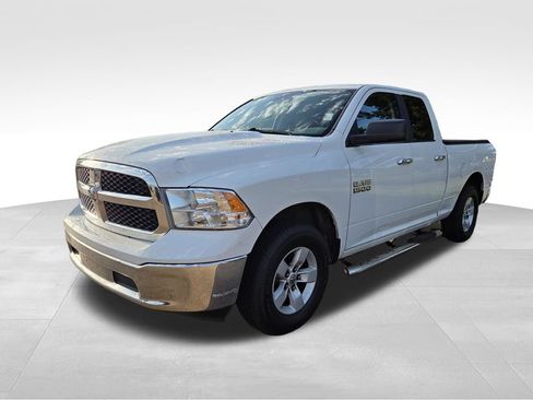 Used 2017 RAM 1500 Classic SLT AWD/4WD image 6