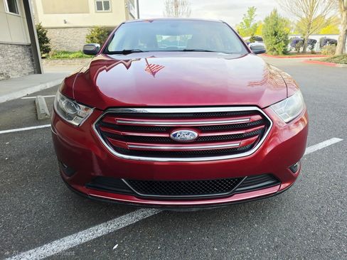 Used 2014 Ford Taurus Limited image 8