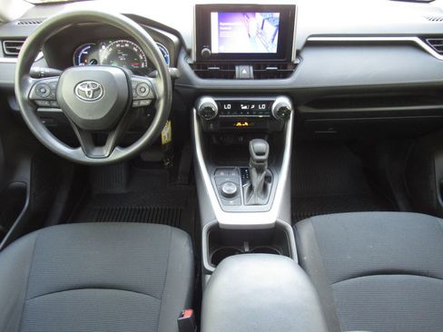 Certified 2024 Toyota RAV4 LE AWD/4WD image 26