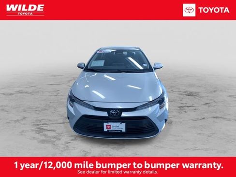 Certified 2025 Toyota Corolla LE image 4