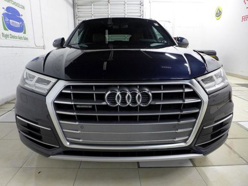 Used 2019 Audi Q5 2.0T Premium Plus w/ Premium Plus Package image 9