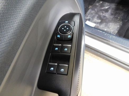 New 2025 Ford Maverick XL w/ Equipment Group 101A image 17