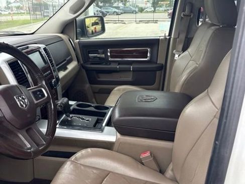 Used 2011 RAM 1500 Laramie RWD image 4