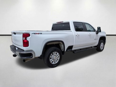 Used 2021 Chevrolet Silverado 2500 LT w/ Fleet Comfort Package image 4
