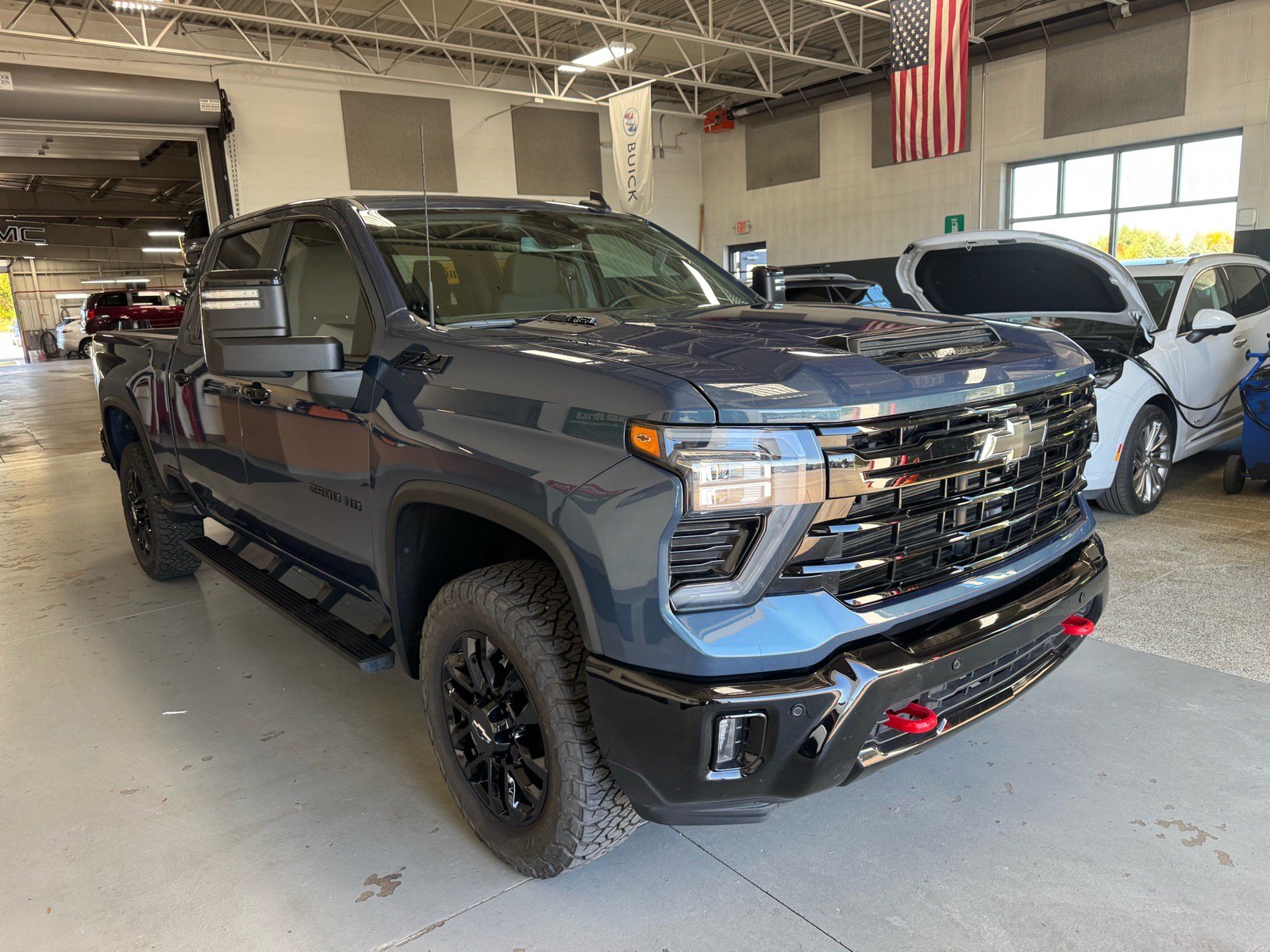 Used 2026 Chevrolet Silverado 2500 LT w/ Trail Boss Package AWD/4WD image 3
