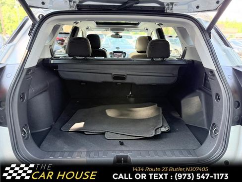 Used 2021 GMC Terrain SLE w/ Driver Convenience Package AWD/4WD image 20