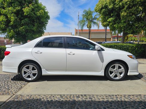 Used 2013 Toyota Corolla S w/ Premium Complete Pkg image 4