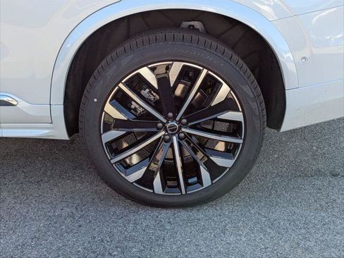New 2026 Volvo XC90 T8 Ultra w/ Protection Package Premier AWD/4WD image 6