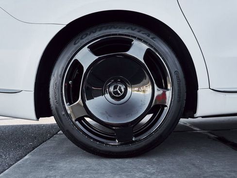 Used 2023 Mercedes-Benz Maybach S 680 4MATIC image 18