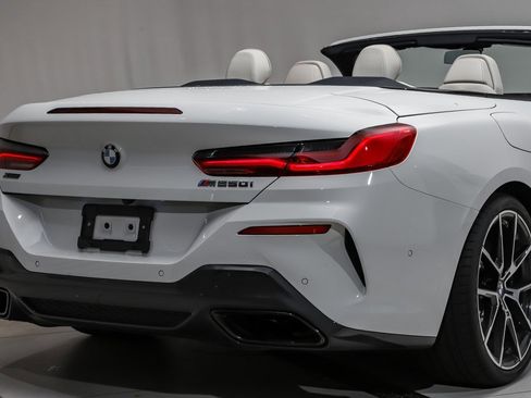 Used 2022 BMW M850i xDrive Convertible image 4