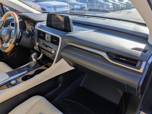 Used 2022 Lexus RX 350 FWD w/ Premium Package image 40