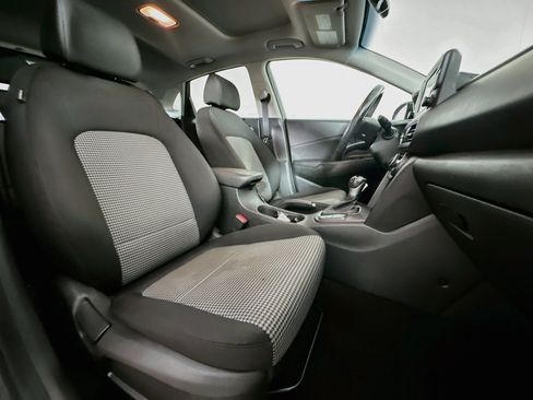 Used 2019 Hyundai Kona SEL w/ SEL Tech Package 02 FWD image 29