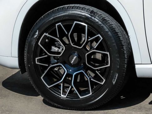 Used 2018 Mercedes-Benz GLA 250 image 53