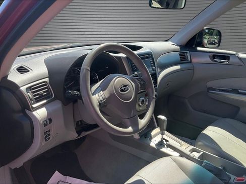 Used 2010 Subaru Forester 2.5X Limited AWD/4WD image 16