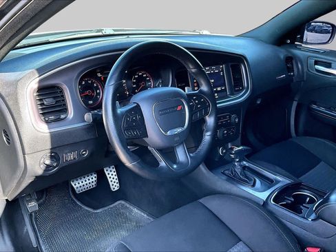 Used 2020 Dodge Charger R/T w/ Blacktop Package RWD image 18