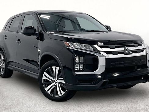 Used 2025 Mitsubishi Outlander Sport AWD image 1