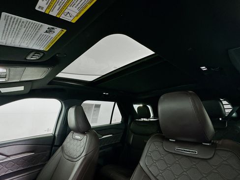 Used 2025 Ford Explorer Platinum w/ LUX Leather Package image 26