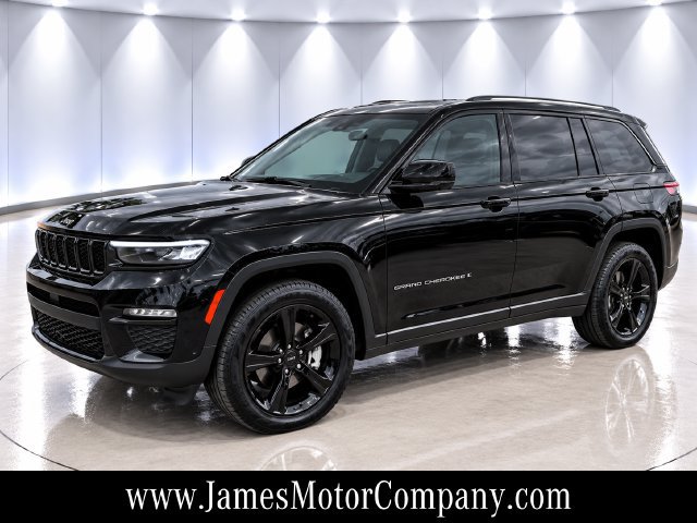 Used 2025 Jeep Grand Cherokee Limited w/ Luxury Tech Group II AWD/4WD 360° Tour