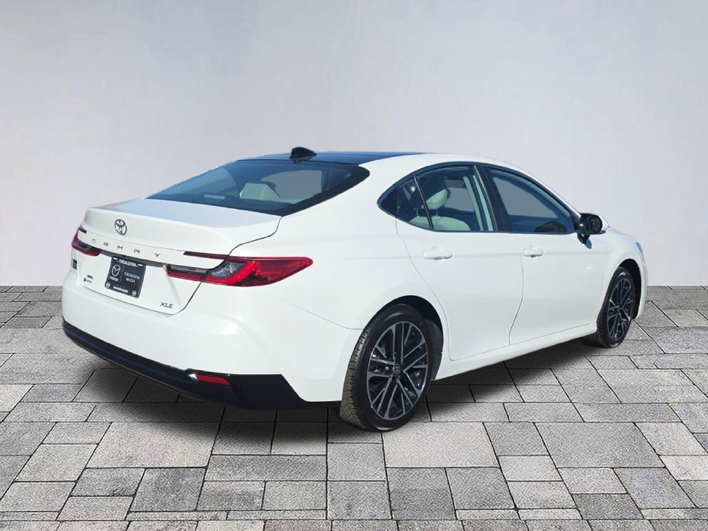 Used 2025 Toyota Camry XLE w/ Premium Package AWD/4WD image 7