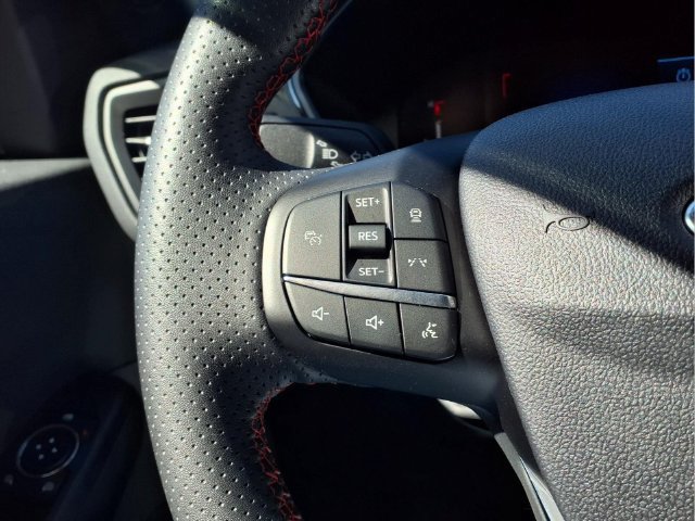 Used 2024 Ford Escape ST-Line w/ Tech Pack #1 AWD/4WD image 31