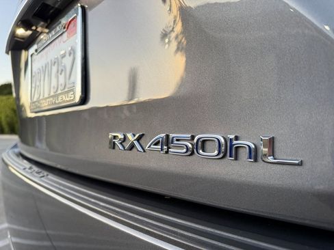 Used 2019 Lexus RX 450hL image 11