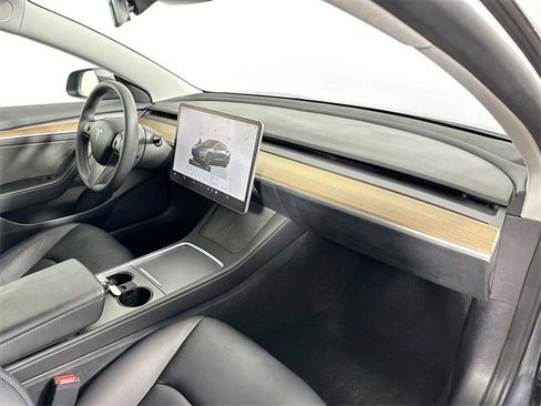 Used 2022 Tesla Model 3 Long Range image 26