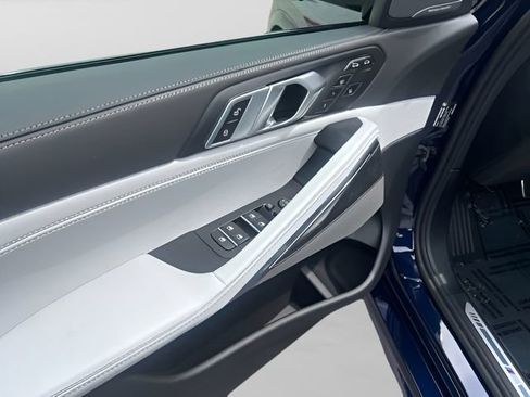 Used 2026 BMW X6 xDrive40i image 11
