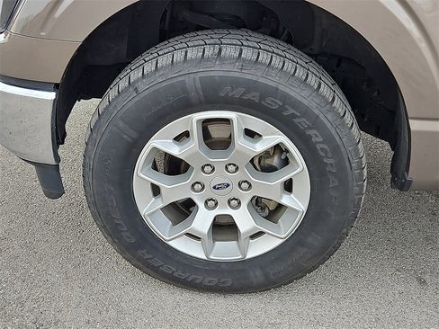 Used 2023 Ford F150 XLT image 13