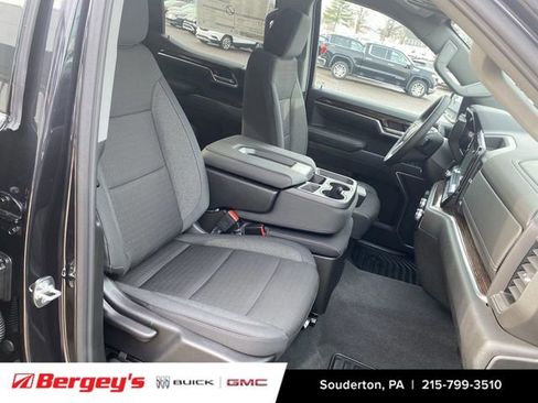 New 2026 GMC Sierra 1500 SLE w/ Preferred Package image 31