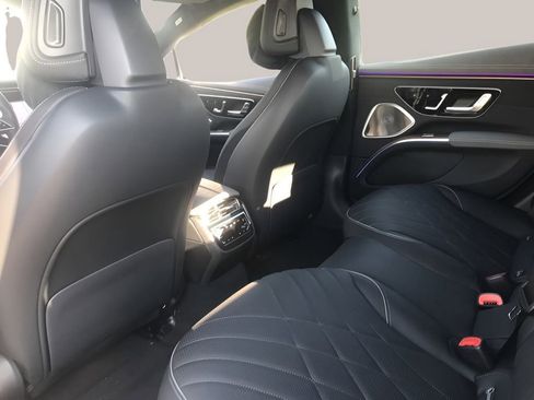 Used 2023 Mercedes-Benz EQS 580 580 image 44