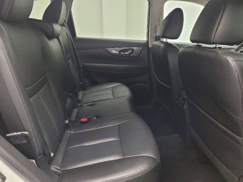 Used 2016 Nissan Rogue SL w/ SL Premium Package AWD/4WD image 19