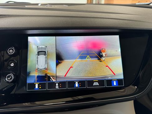 Used 2023 Buick Envision Avenir AWD/4WD image 30