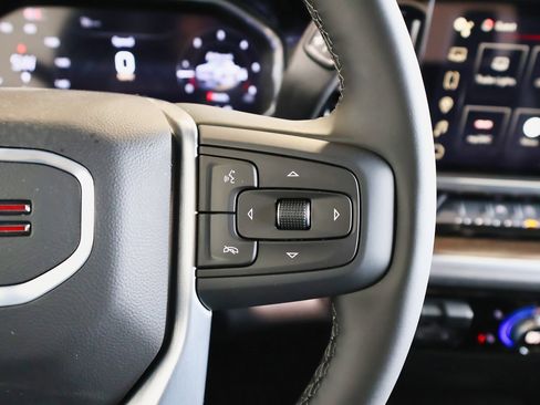 New 2026 GMC Sierra 1500 Elevation image 18