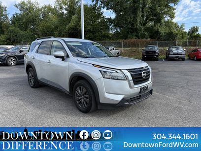 Used 2024 Nissan Pathfinder SV