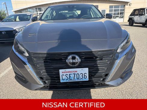 Certified 2025 Nissan Altima 2.5 SV FWD image 2