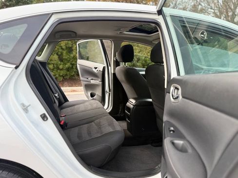 Used 2015 Nissan Sentra SV w/ Style Package image 17