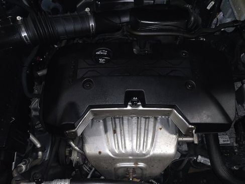 Used 2019 Chevrolet Blazer LT image 30