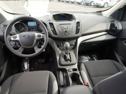 Used 2016 Ford Escape S image 26