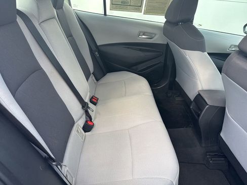 Used 2020 Toyota Corolla LE image 27